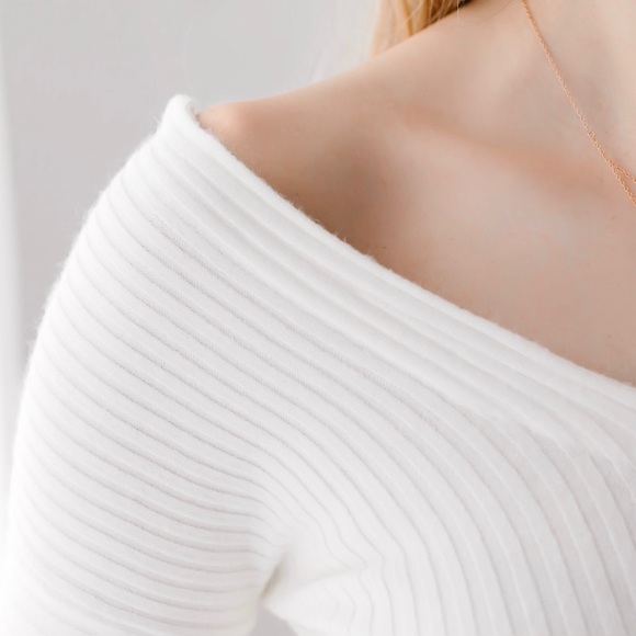 🔃Sweetheart Soft Fuzzy Sweater - Picture 3 of 5